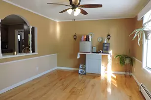 7 Taylor Ave, Waterville, ME 04901 - Photo 8