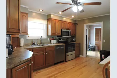 7 Taylor Avenue, Waterville, ME 04901 - Photo 6