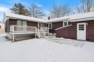 6 Garfield St, Saco, ME 04072 - Photo 8