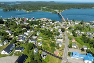 53 Washington St, Lubec, ME 04652 - Photo 2