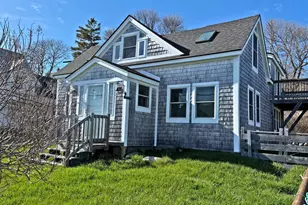 53 Washington St, Lubec, ME 04652 - Photo 2