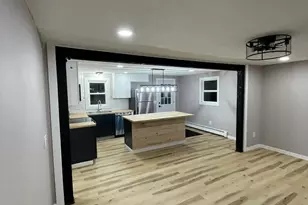 6 Phillip St, Scarborough, ME 04074 - Photo 4