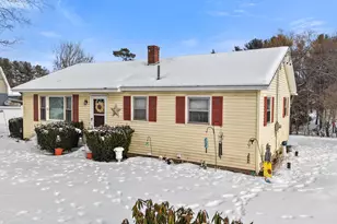 284 Parkway S, Brewer, ME 04412 - Photo 2