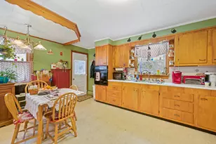 284 Parkway S, Brewer, ME 04412 - Photo 10