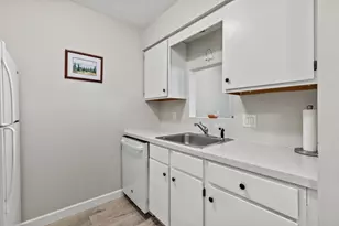 34 Clearview Dr, Scarborough, ME 04074 - Photo 14