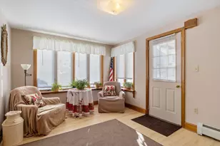 33 Maple St, Limerick, ME 04048 - Photo 4