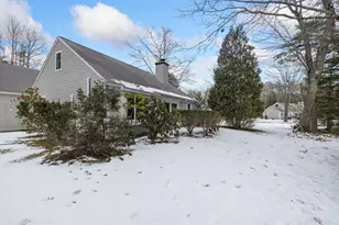 22 Oakwood Ln, Kennebunk, ME 04043 - Photo 6