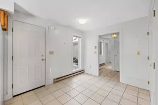 22 Oakwood Ln, Kennebunk, ME 04043 - Photo 8