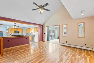 823 Washington St N, Auburn, ME 04210 - Photo 14