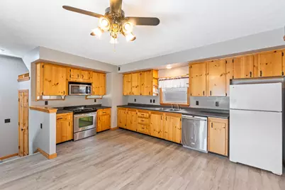 823 Washington Street N, Auburn, ME 04210 - Photo 10