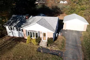 8 Crescent St, Brewer, ME 04412 - Photo 4