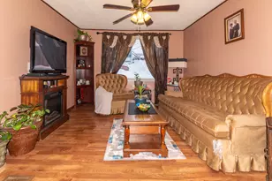 463 Main St, Madawaska, ME 04756 - Photo 12