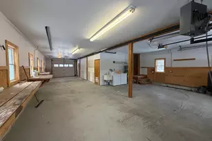 142 Washington St, Greenville, ME 04441 - Photo 20