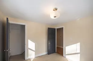 32 Houghton St, Auburn, ME 04210 - Photo 32