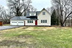 205 Elm St, Newport, ME 04953 - Photo 2