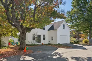 309 Main St, Yarmouth, ME 04096 - Photo 2