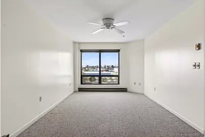 148 Breakwater Drive #620, South Portland, ME 04106 - Photo 4