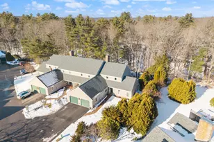 48 Foreside Common Rd, Falmouth, ME 04105 - Photo 2