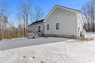 10 Evelyn's Way, Hollis, ME 04042 - Photo 4