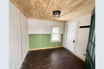 64 Franklin Avenue, Houlton, ME 04730 - Photo 6