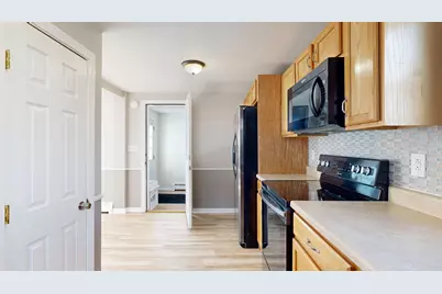 30 Cottage Street, Lewiston, ME 04240 - Photo 6