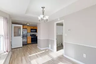 30 Cottage St, Lewiston, ME 04240 - Photo 16