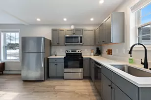 7 Kasseys Way, Westbrook, ME 04092 - Photo 8