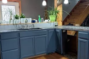 8 Chestnut St, Skowhegan, ME 04976 - Photo 4