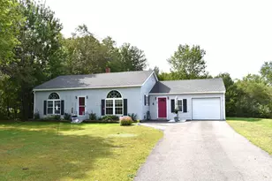 19 Pendleton Rd, Searsport, ME 04974 - Photo 2