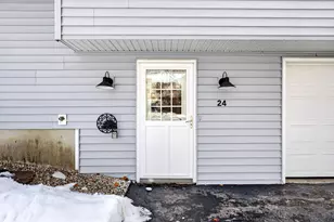 24 Mast Ln, Yarmouth, ME 04096 - Photo 10