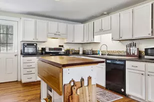 163 Valley Rd, Raymond, ME 04071 - Photo 10