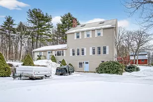 163 Valley Rd, Raymond, ME 04071 - Photo 2