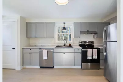 64 Woodlawn Avenue, Portland, ME 04103 - Photo 8