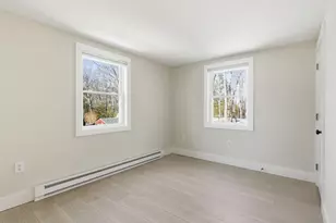 64 Woodlawn Ave, Portland, ME 04103 - Photo 16