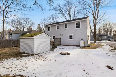 64 Woodlawn Avenue, Portland, ME 04103 - Photo 32