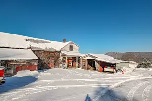 19 Knox Rd, Peru, ME 04290 - Photo 2