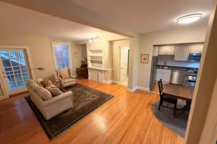 124 Pleasant St, Portland, ME 04101 - Photo 4