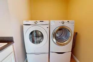 141 Bradbury St, Lewiston, ME 04240 - Photo 30