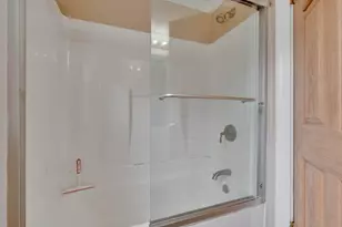 1733 Forest Ave, Portland, ME 04103 - Photo 16