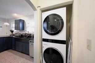 34 Dow St, Portland, ME 04102 - Photo 26