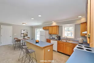 133 Webb St, Portland, ME 04102 - Photo 8