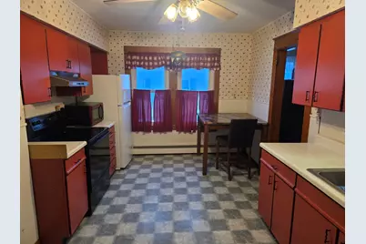 90 Bates Street, Millinocket, ME 04462 - Photo 4