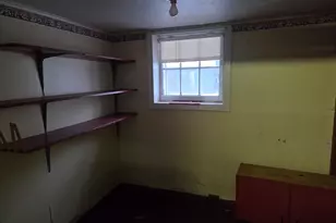 90 Bates St, Millinocket, ME 04462 - Photo 20