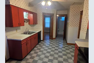 90 Bates Street, Millinocket, ME 04462 - Photo 4