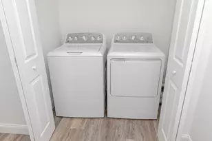 508 Essex St, Dover Foxcroft, ME 04426 - Photo 22