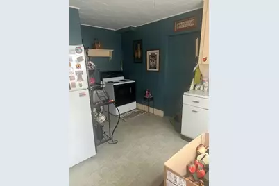 627 Prospect Avenue, Rumford, ME 04276 - Photo 12