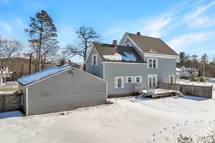 40 Pine St, Dixfield, ME 04224 - Photo 2