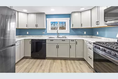 61 Elm Street, Newport, ME 04953 - Photo 10