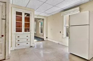 21 Madison St, Portland, ME 04101 - Photo 8