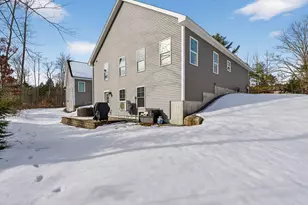 7 Aquatic Wy, Windham, ME 04062 - Photo 2